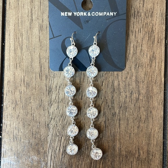 New York & Company, Long Rhinestone Sliver Earrings, NWT, Length 4 Inches - Picture 3 of 5